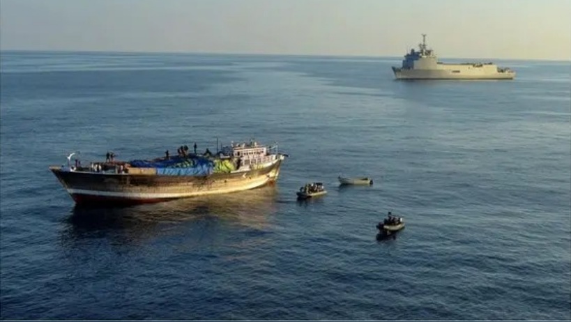 في أقل من 24 ساعة.. قراصنة يهاجمون مجدداً سفينة قبالة الصومال