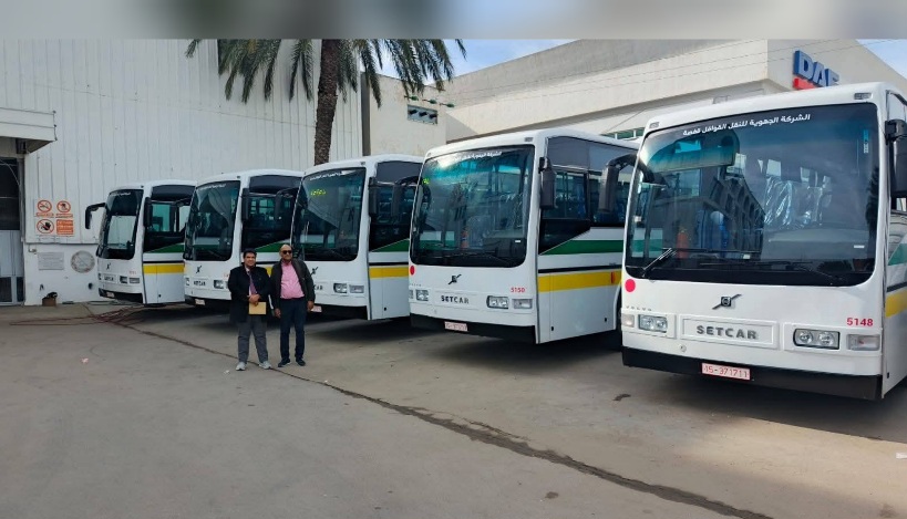  قفصة.. شركة نقل القوافل تتسلم 05 حافلات جديدة