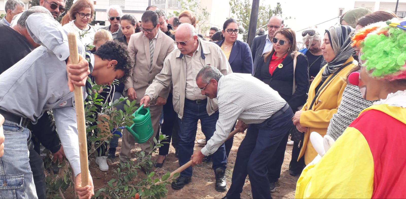 بلدية منوبة تحتفل بعيد الشجرة