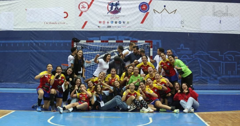 البطولة العربية لكرة اليد سيدات.. جمعية الحمامات تحصد الميدالية البرونزية 