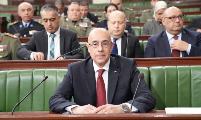 وزير الدفاع: "الوضع الامني مستقر نسبيا في ظل واقع جيوسياسي يتسم بالغموض وتعدد المخاطر"