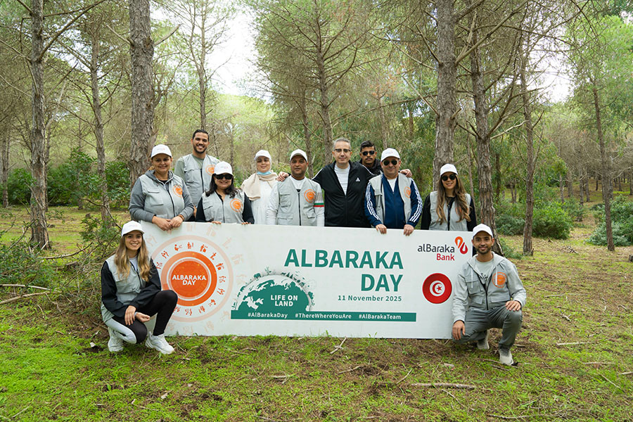 بنك البركة تونس يطلق النسخة الرابعة من "يوم البركة" بحملة نظافة في رأس الجبل