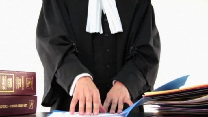 ديلو والهمامي ومصدق.. ثلاثي المحامين الذين تم الاذن بفتح بحث ضدهم