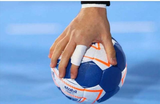 كرة اليد.. اليوم مقابلات الجولة 13 للبطولة الوطنية 