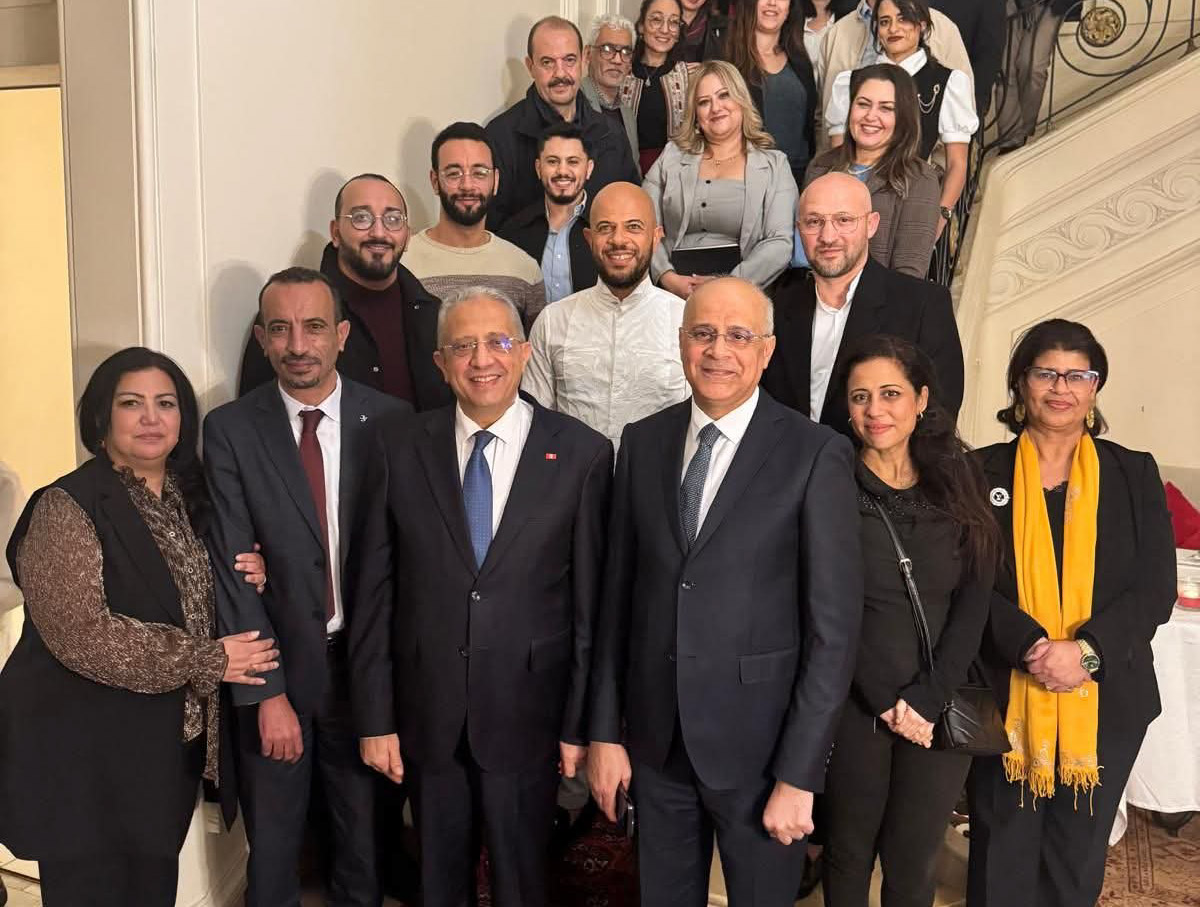   وزير الصحّة يلتقي بالكفاءات الطبية التونسية في مرسيليا