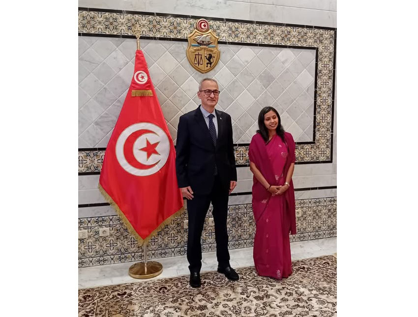 كاتب الدولة لدى وزير الخارجية يؤكد على الاهمية التي توليها تونس لتعزيز علاقات الشراكة ولتبادل الزيارات الرسمية مع جمهورية الهند