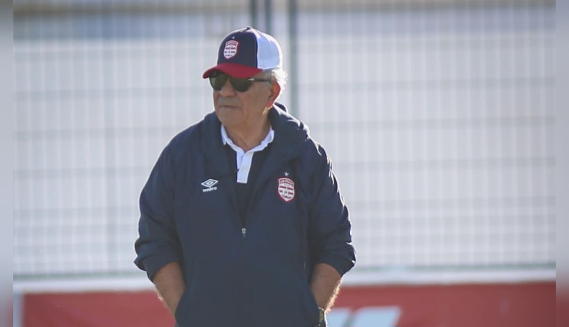 بسبب مستحقاته المالية: عضو جامعي يهدّد فوزي البنزرتي 