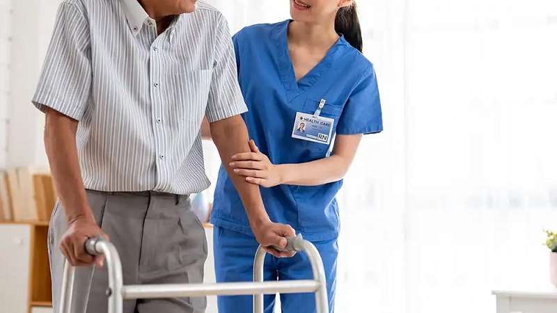 عضو الغرفة الوطنية للعلاج الطبيعي لـ«الصباح»:   تفشي المحلات العشوائية أضر بالقطاع