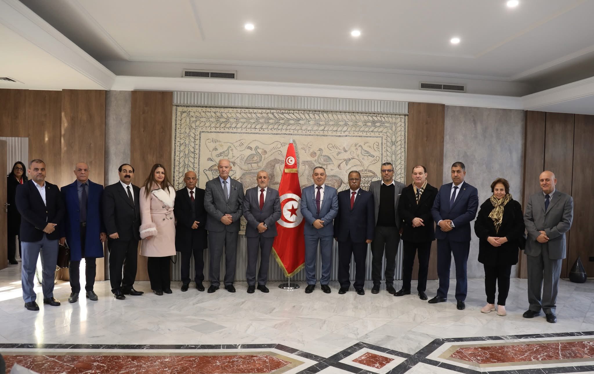 وفد من المجموعة البرلمانية للأخوة والصداقة الجزائر- تونس بالمجلس الشعبي الوطني الجزائري يحلّ بتونس