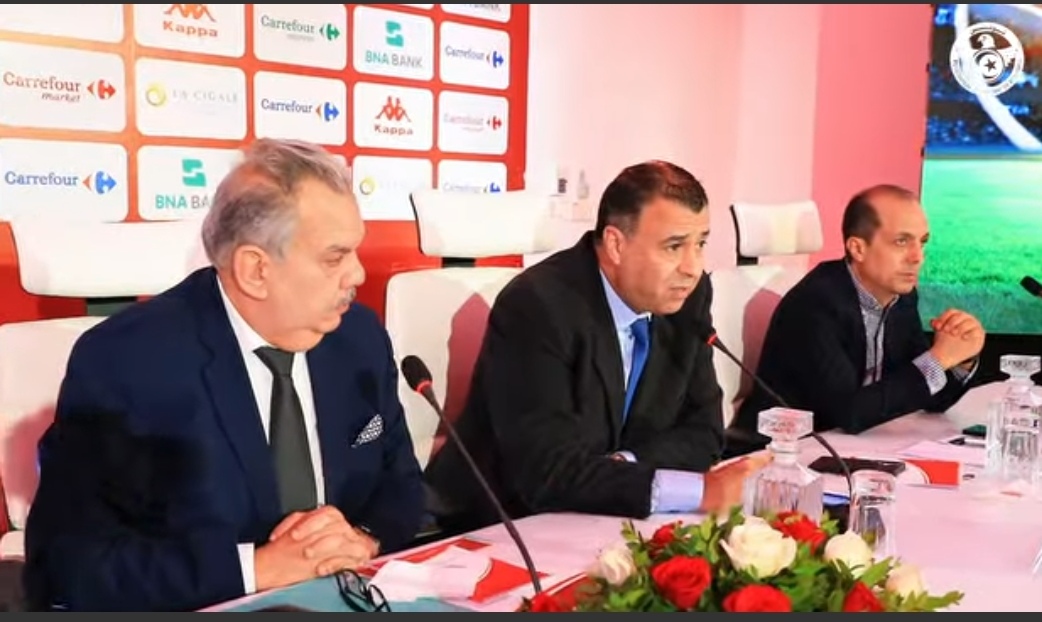 اجتماع بين الإدارة الوطنية للتحكيم و أندية الرابطة المحترفة الأولى 