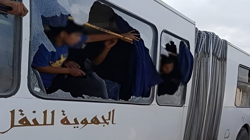 بنزرت.. تهشيم بلور حافلة مدرسية