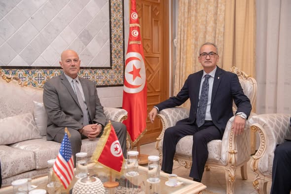 توسيع مجالات التعاون بين تونس والولايات المتحدة محور لقاء كاتب الدولة للخارجية بالسفير الأمريكي