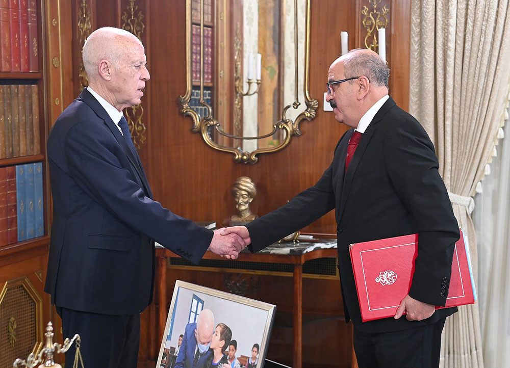 رئيس الجمهورية قيس سعيد: "تونس دولة مستقلة ذات سيادة ولن نقبل بأي جهة تتدخل في شؤوننا"