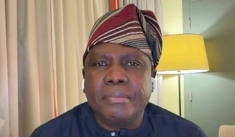  بعد موجة عمليات "الخَطف".. استقالة وزير الدفاع النيجيري 