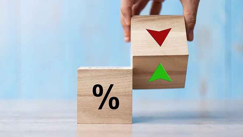 رغم إقرار التخفيض في نسبة الفائدة المديرية الثابتة على القروض..   بعض البنوك تواصل المماطلة.. والآلاف من الأسر التونسية تنتظر تنفيذ القرار