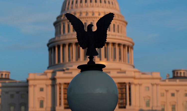 الولايات المتحدة.. تقليص مدة تصاريح عمل المهاجرين إلى 18 شهرا