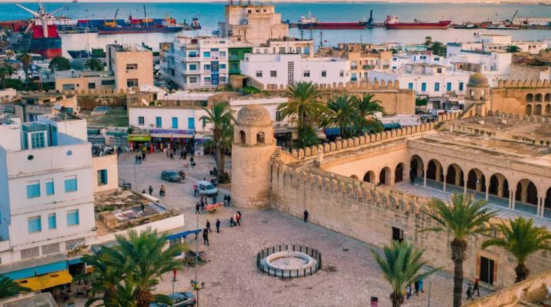 تقرير إيطالي: تونس تؤكد مكانتها كوجهة سياحية رائدة لموسم العطلات