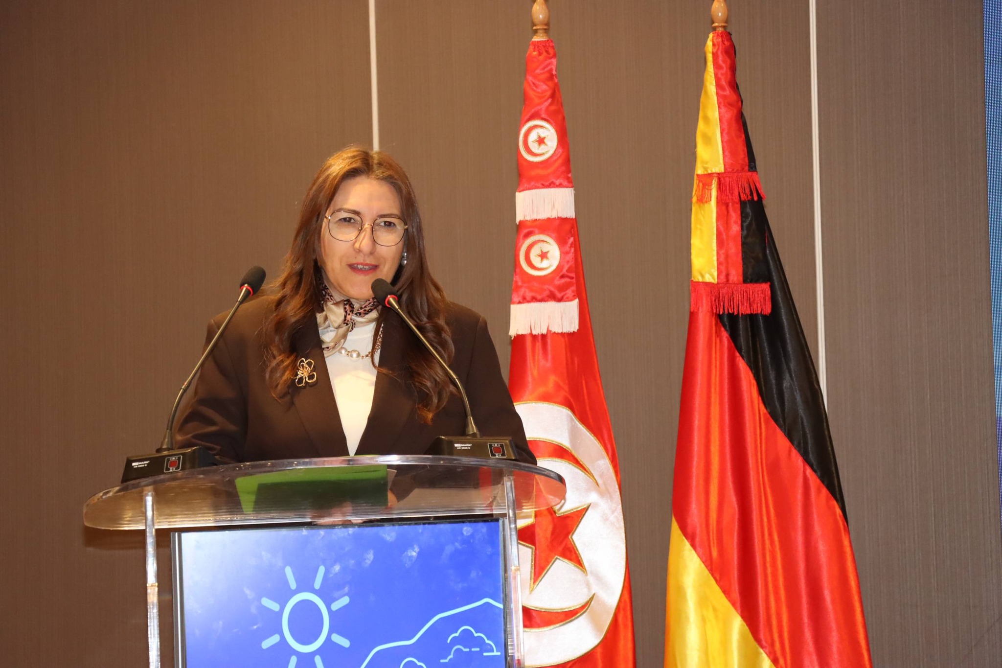 وزيرة المالية: أحد الشروط الأساسية لنجاعة المنظومة الجبائية بناء الثقة بين الإدارة الجبائية والمتعاملين الاقتصاديين