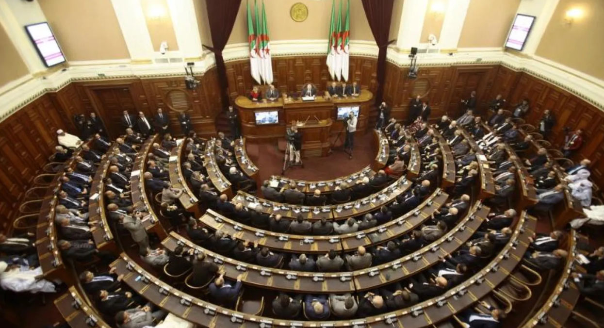 البرلمان الجزائري يستعد لمناقشة مقترح قانون لتجريم الاستعمار الفرنسي