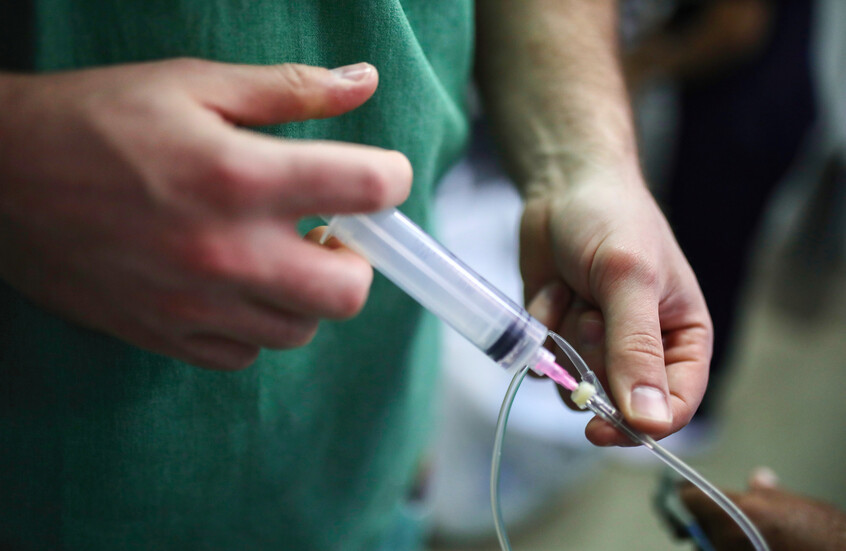 السلطات الفرنسية تقاضي طبيب تخدير بعد تسميمه 30 مريضا