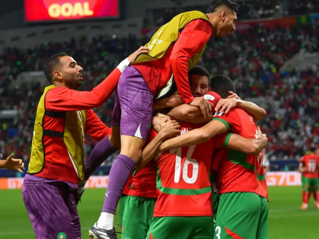 في نهائي للتاريخ: المغرب تطيح بالأردن وتتوّج بكأس العرب 