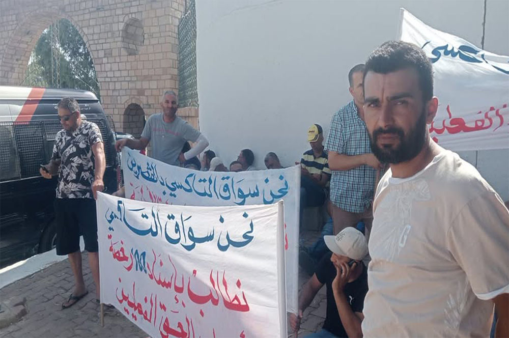 القصرين.. سائقو التاكسي الفردي يجدّدون المطالبة بالترفيع في عدد الرخص