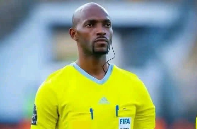 الغابوني تانغي حكما لمواجهة تونس واوغندا 