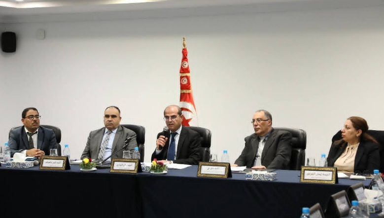 وزير التجهيز: استراتيجية الدولة قائمة على تطوير اليات عمل المؤسسات والمنشآت العمومية وعدم التفريط فيها