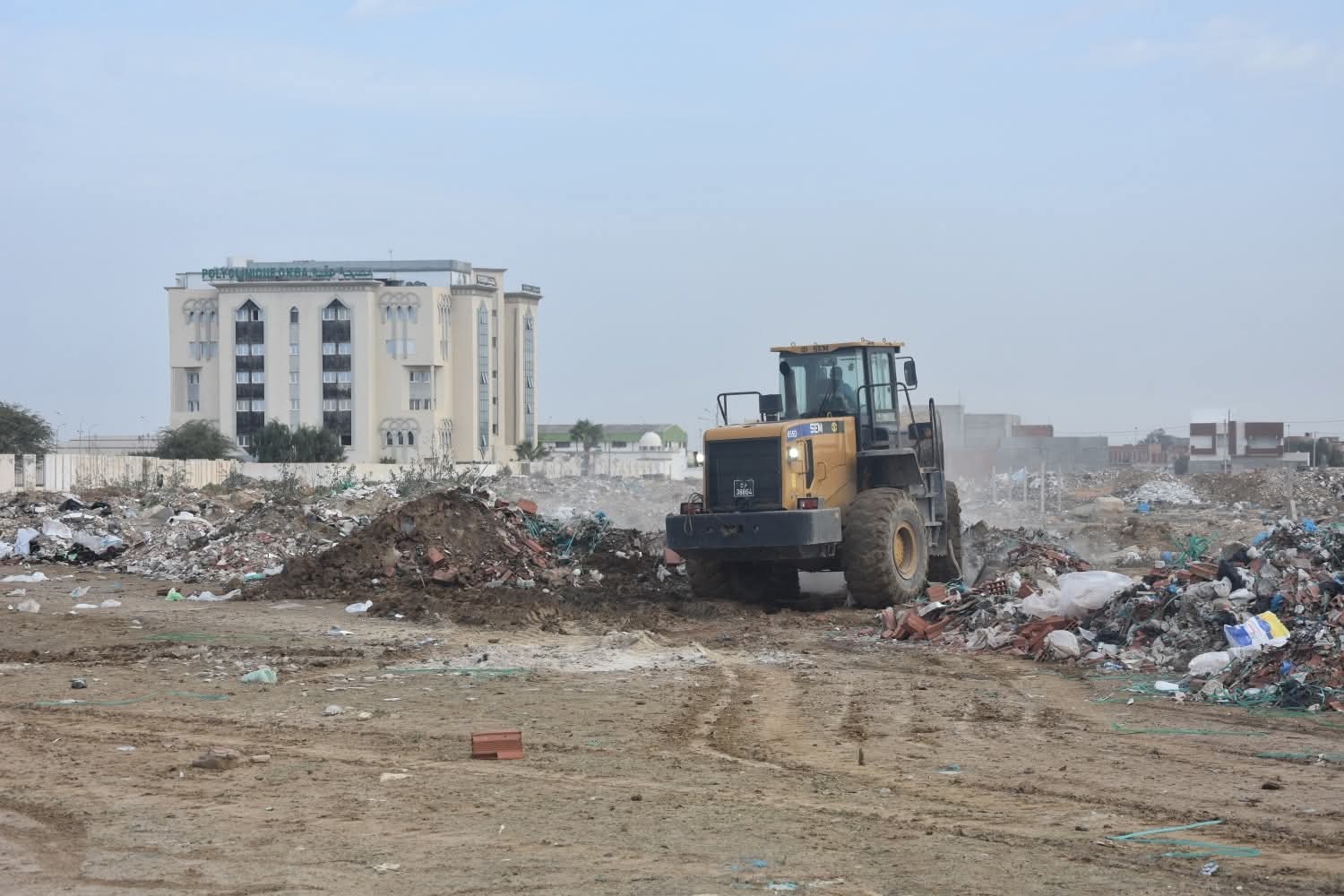 القيروان.. انطلاق حملة واسعة لإزالة مخلفات الهدم ونفايات البناء