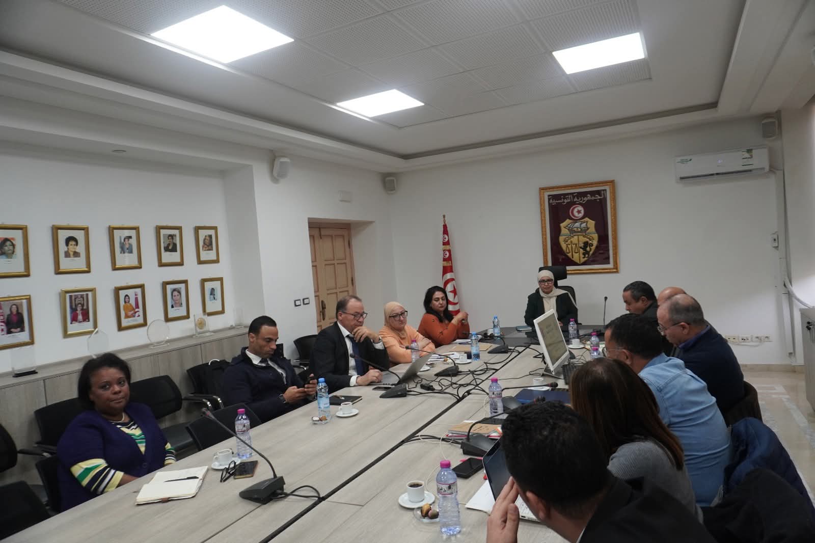 وزارة الأسرة تشرع في صياغة خطّة للوقاية من المخدرات في صفوف الأطفال واليافعين