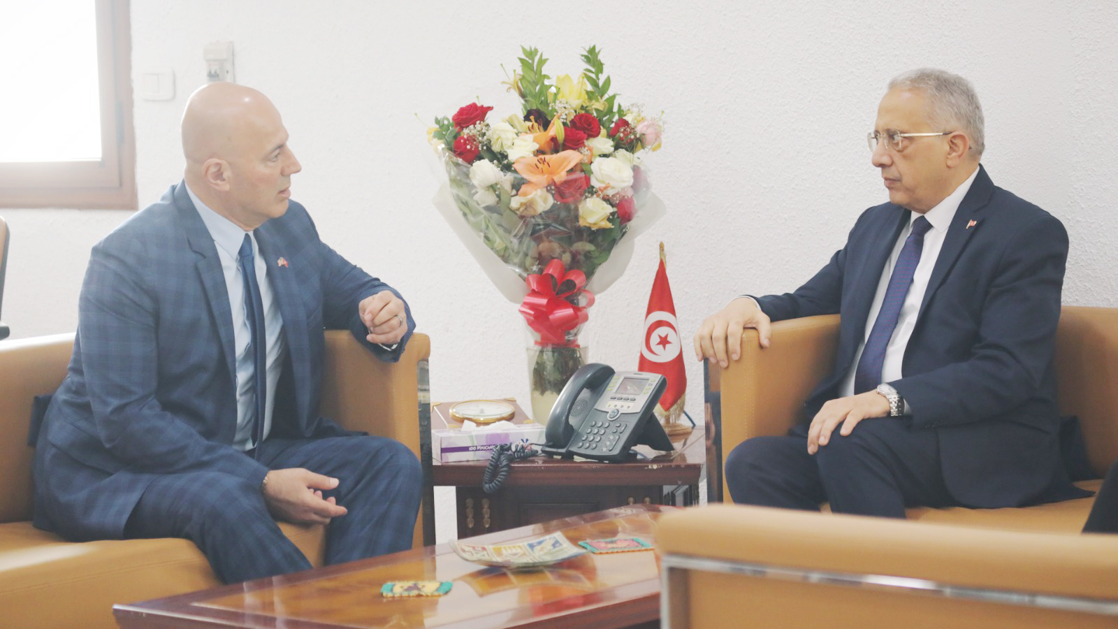 لقاءات متواترة للسفير الأمريكي مع عدد من أعضاء الحكومة..   نحو شراكة تونسية أمريكية شاملة ومتعددة الأبعاد