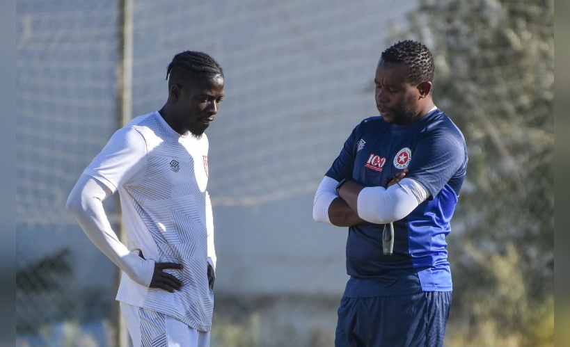  النجم يفسخ عقدي كانتي والشيحي