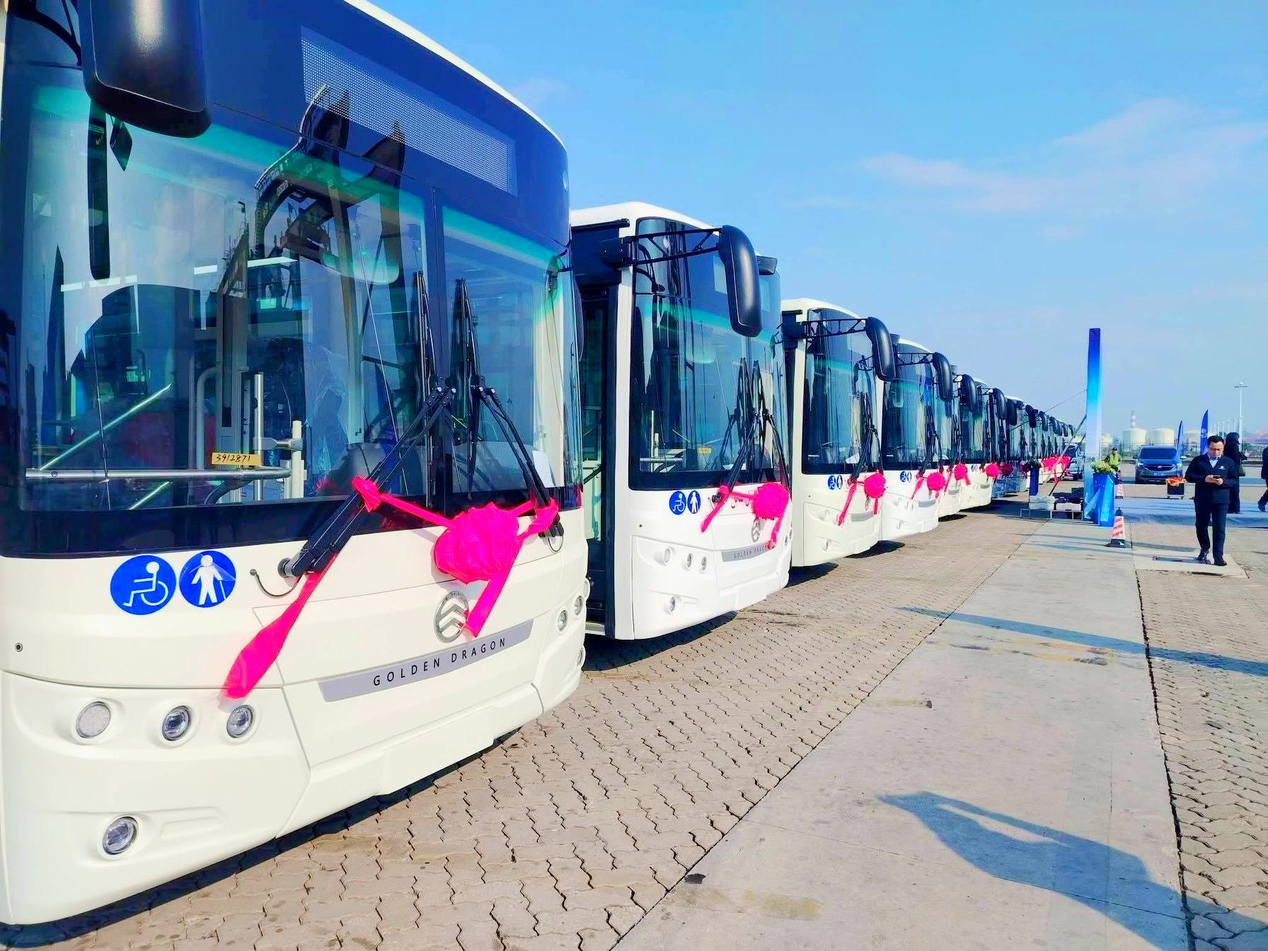 تصل قريبا من الصين..   تعزيز أسطول النقل بـ461 حافلة جديدة.. وطلب عروض دولي جديد خلال 2026