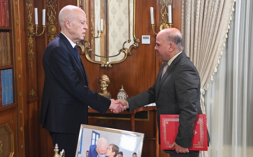  رئيس الجمهورية: ما يحصل بمجال النّقل الجوّي غير مقبول.. والنقل البحري عرف عمليات إفساد مقصودة 