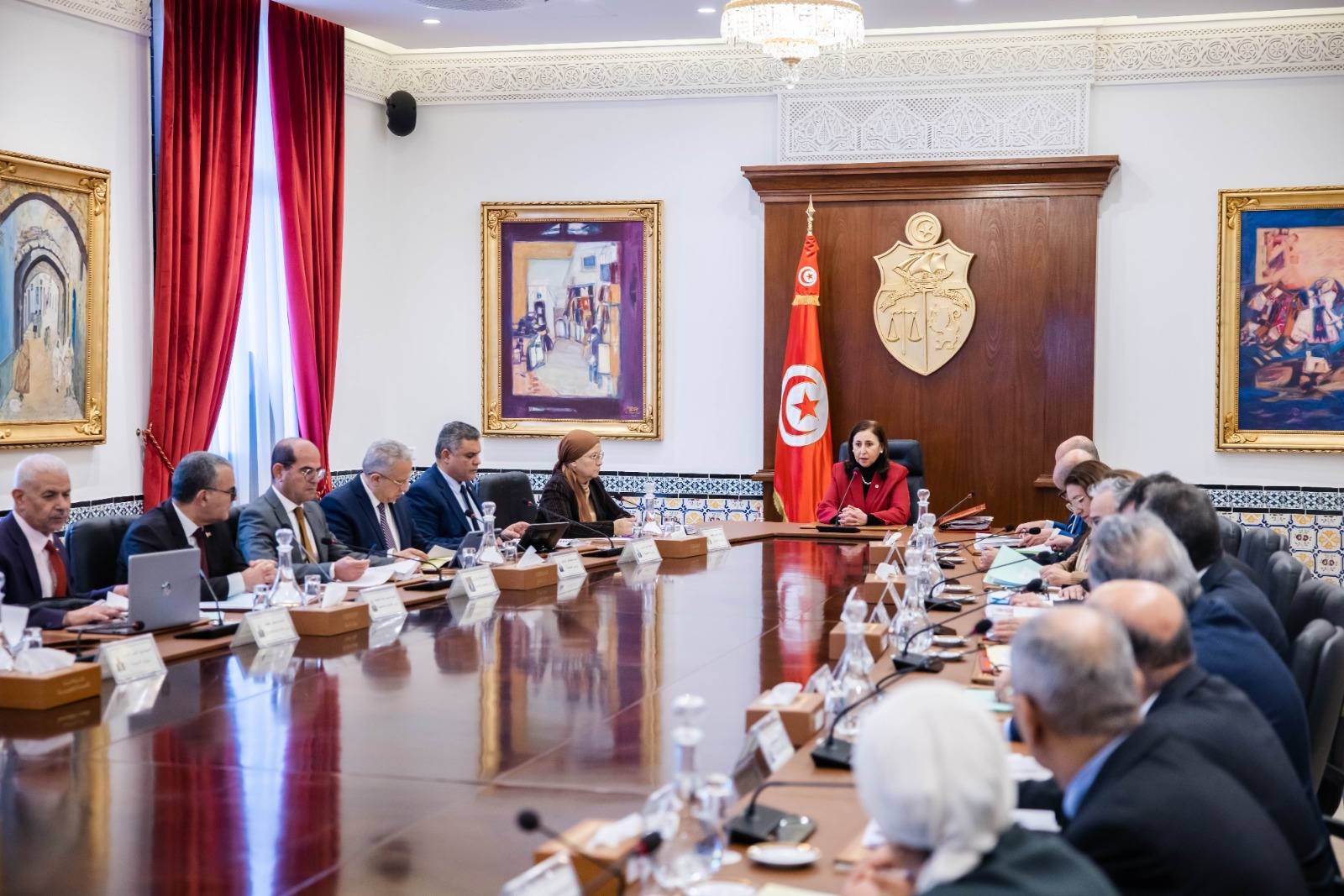 إجراءات حكومية وتفعيل القرارات..     تحويل الوعود إلى برامج عملية تفتح الآفاق نحو مستقبل أفضل