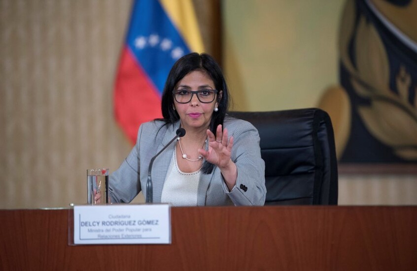  نائبة رئيس فنزويلا: رئيس واحد فقط للبلاد هو مادورو