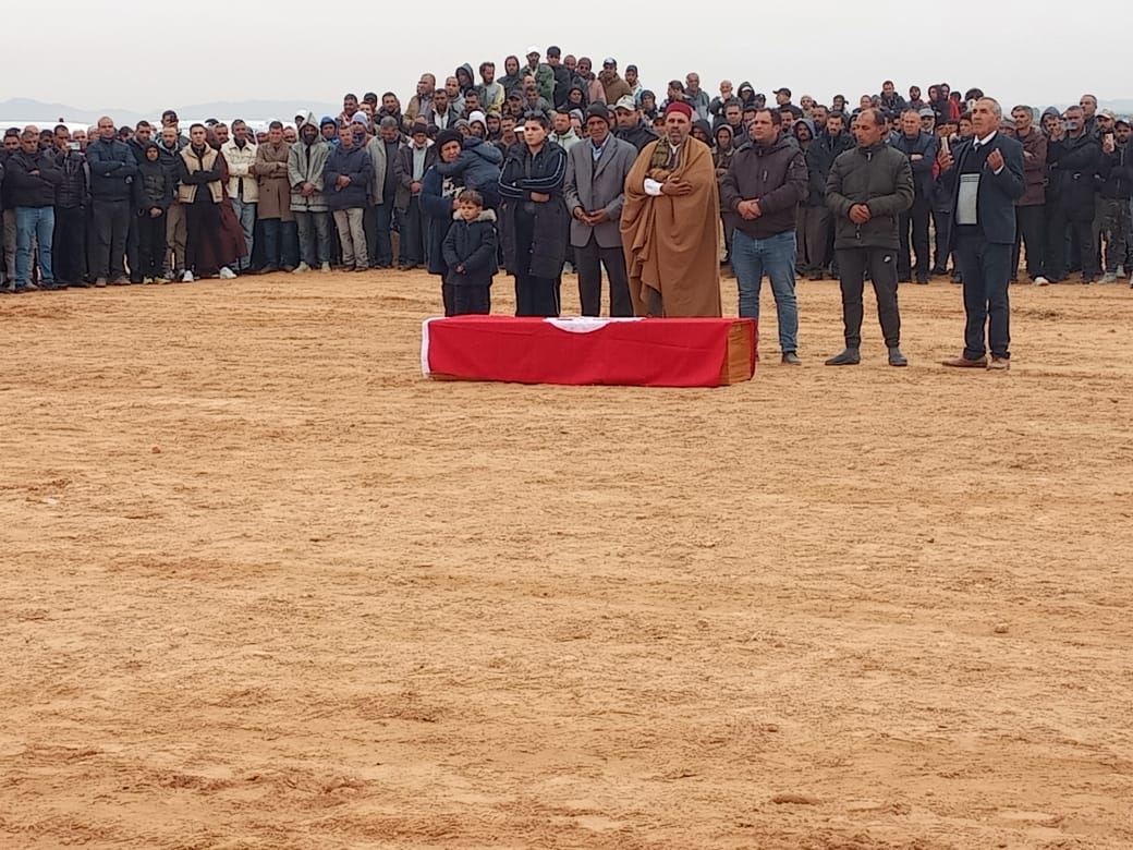 سيدي بوزيد.. الشهيد مروان قادري يُوراى الثرى 