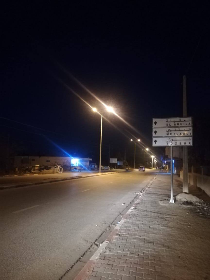 تشغيل منظومة التنوير العمومي بين قفصة والمتلوي تشغيل منظومة التنوير العمومي بين قفصة والمتلوي