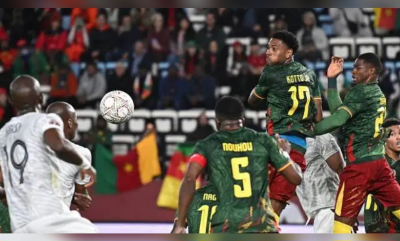 ستواجه البلد المستضيف: أسود الكاميرون تتأهل إلى ربع نهائي الـ"كان" 
