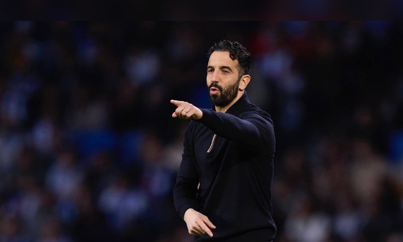 مانشستر يونايتد يقيل مدربه روبن أموريم 