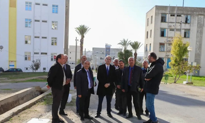 وزير التعليم العالي يعاين أشغال الصيانة والتهيئة بالحي الجامعي "رأس الطابية"