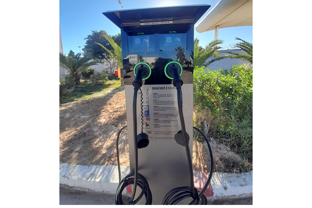 احداث وحدتيْن لشحن السّيارات الكهربائيّّة بميناءيْ حلق الوادي وجرجيس