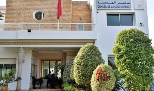 مجلس المنافسة: خطايا مالية على شركات تنشط في قطاعات الهواتف وصناعة الدواء والتغليف