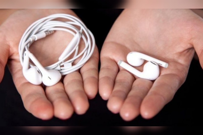 الاستخدام المُكثف لسماعات الأذن.. خطر حقيقي؟!