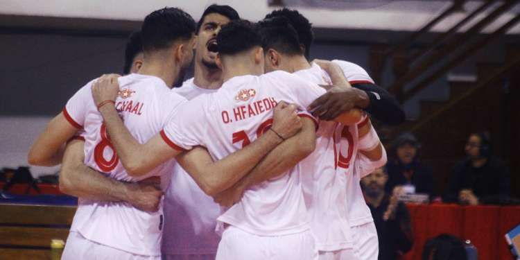 الكرة الطائرة: النجم يتأهل إلى نهائي البطولة العربية 