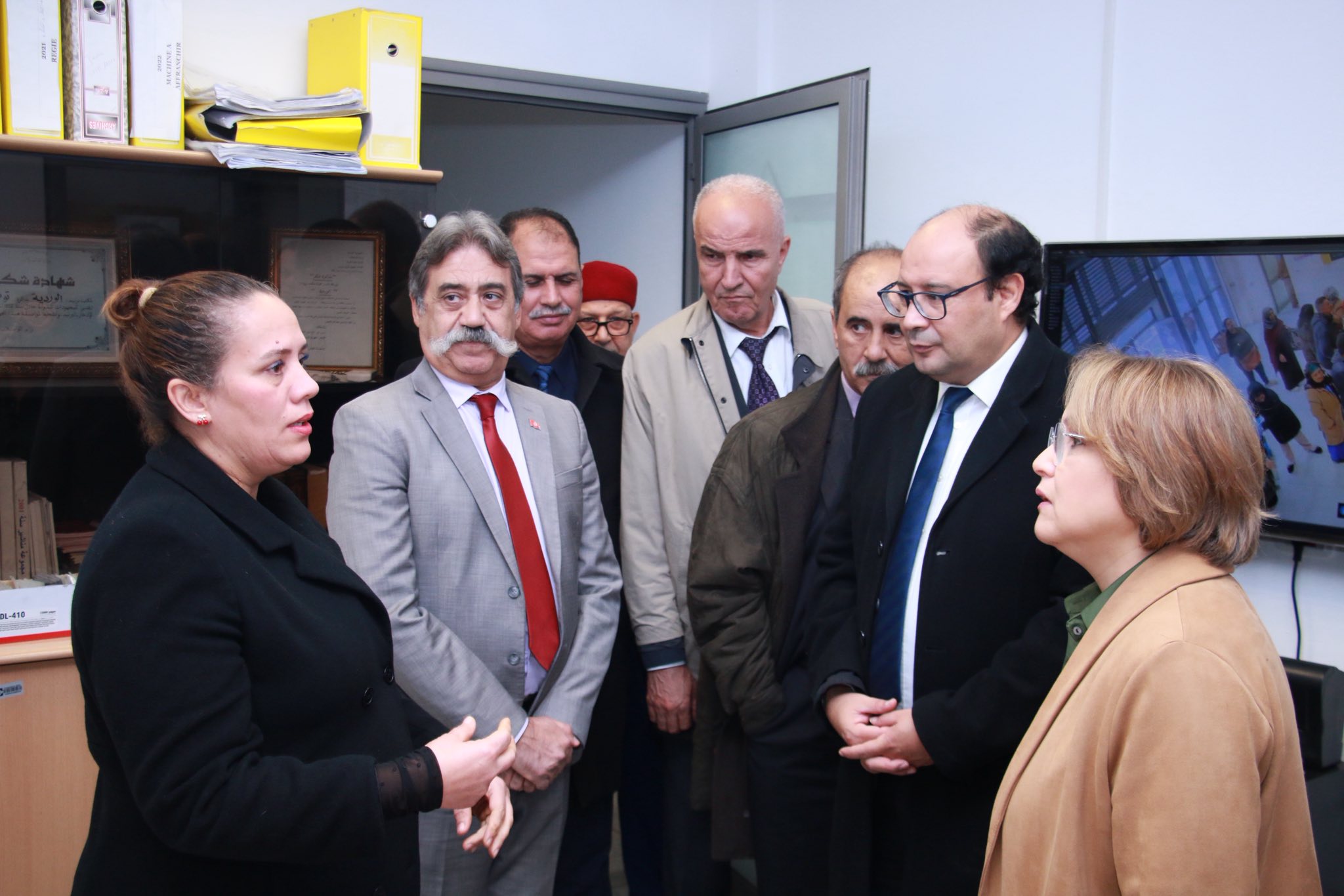 وزير تكنولوجيات الاتصال يؤدي زيارة ميدانية الى عدد من مكاتب البريد 