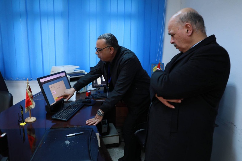 وزير النقل يعاين سير العمل بمرافق تابعة للوكالة الفنية للنقل البري