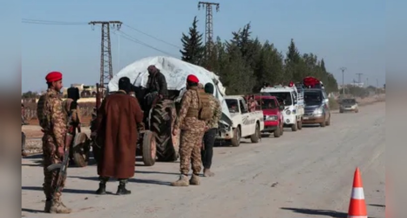 الجيش السوري بدأ اقتحام مدينة الطبقة وطوق مطارها العسكري