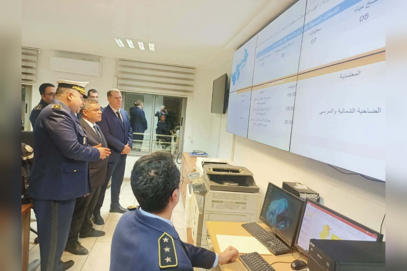 إثر التقلبات المناخية.. وزير الداخلية يطلع على جاهزية الحماية المدنية 
