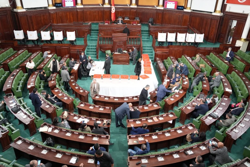  الجلسة العامة البرلمانية لانتخاب أعضاء اللجان القارة السيادية.. المرور إلى دورة ثانية 